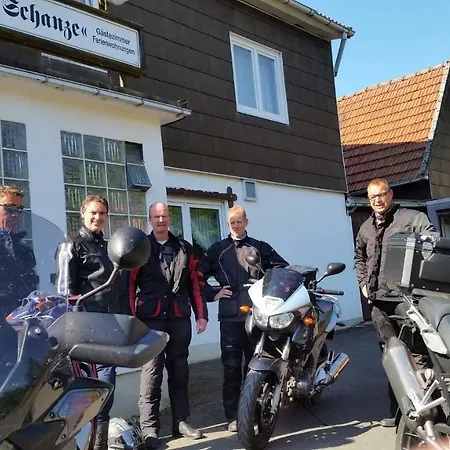 Hotel Zur Schanze 3*